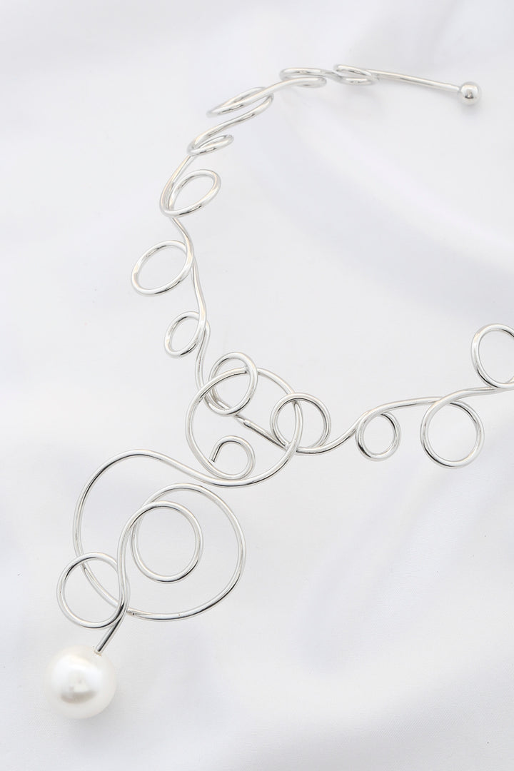 Pearl Swirl Metal Necklace